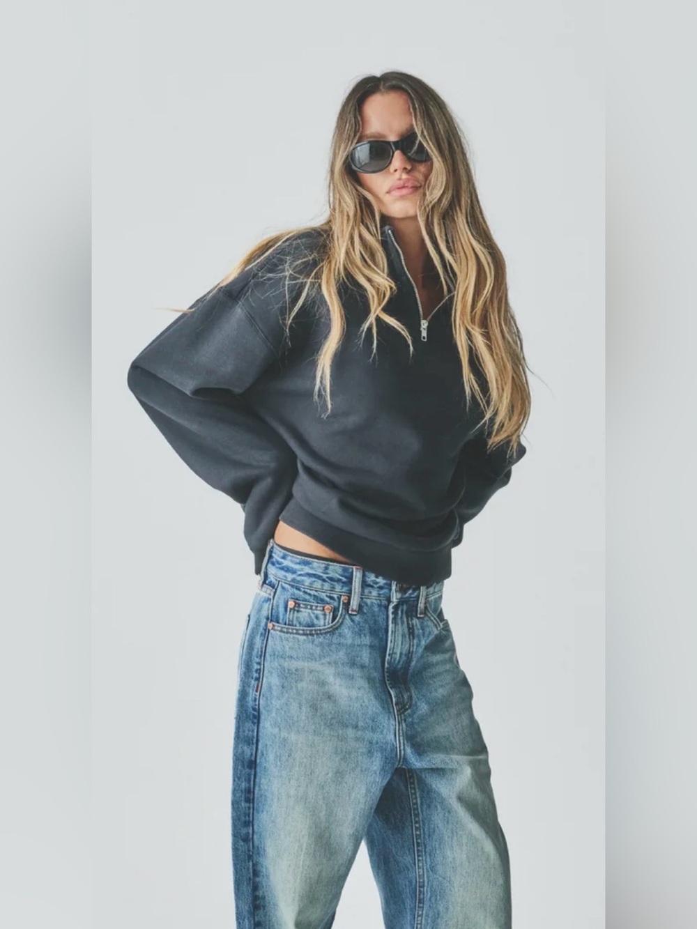 Elwood Oversize Quarter Zip Sweatshirt- Unisex Size Small